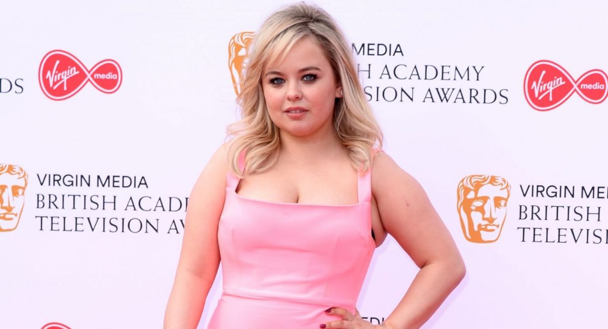 “7 Bold Reasons Nicola Coughlan Shuts Down Weight Loss Talk in Bridgerton”