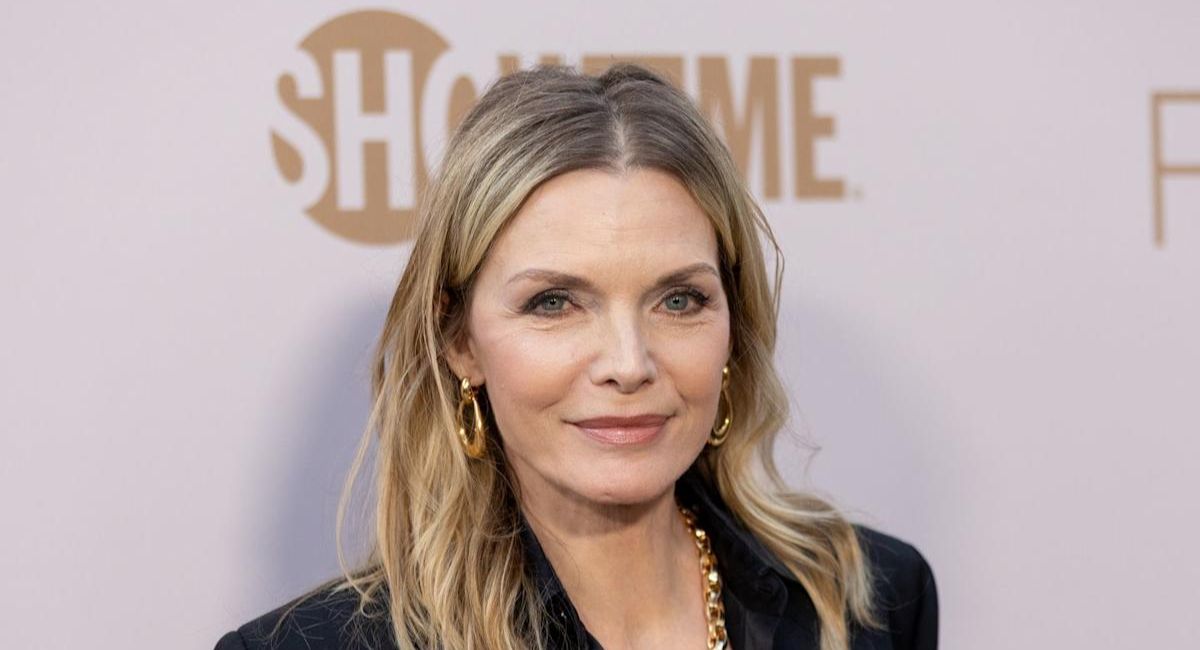 Michelle Pfeiffer Shocks Fans: 5 Powerful Facts About the Golden Globe Winner’s Grandmother Reveal